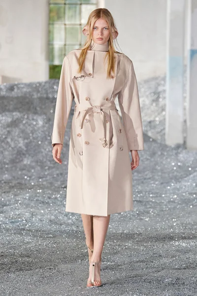 Look 1